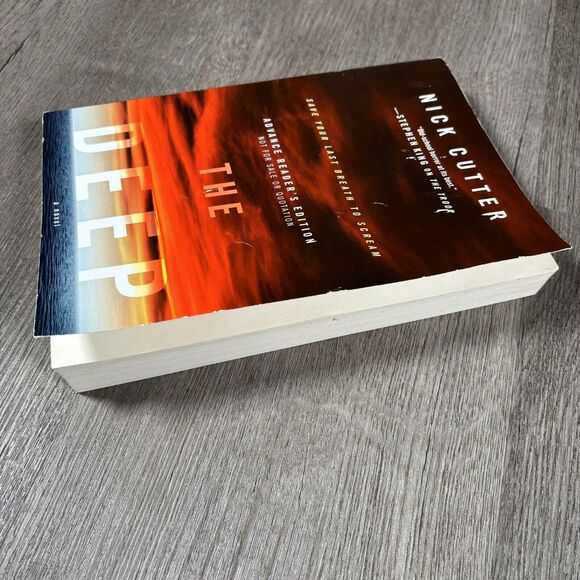 The Deep by Nick Cutter Uncorrected Proof Advanced Reader’s Edition Copy Book - Picture 3 of 4